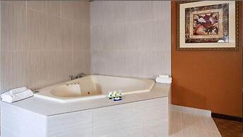 Days Inn by Wyndham St. Charles IL