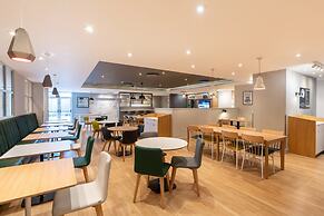 Holiday Inn Southampton-Eastleigh M3, jct13 by IHG