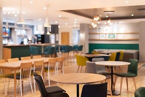 Holiday Inn Southampton-Eastleigh M3, jct13 by IHG