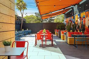 Holiday Inn Southampton-Eastleigh M3, jct13 by IHG
