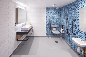 Holiday Inn Southampton-Eastleigh M3, jct13 by IHG