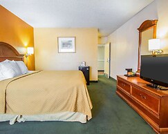 Quality Inn near Downtown Tucson