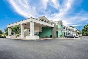 Quality Inn Greenville near University