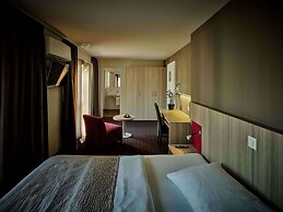 Baxter Hotel