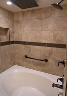 Tahoe Beach & Ski Club