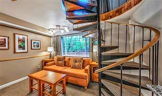 Tahoe Beach & Ski Club