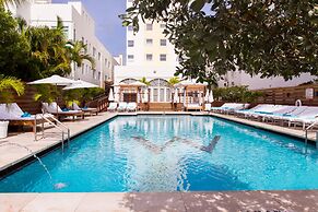 Marseilles Beachfront Hotel