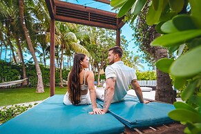 Marseilles Beachfront Hotel