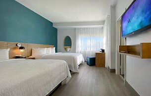 Marseilles Beachfront Hotel