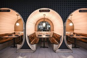 Holiday Inn Cleveland-Mayfield by IHG