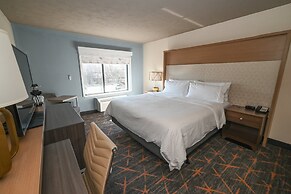 Holiday Inn Cleveland-Mayfield by IHG