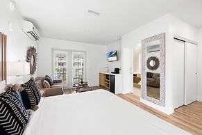 Beachcomber Resort & Club