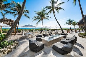 Beachcomber Resort & Club