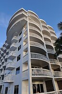 Beachcomber Resort & Club