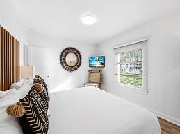 Beachcomber Resort & Club