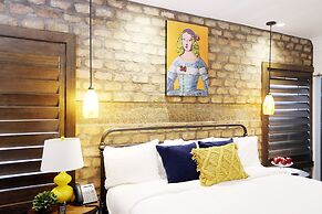 Cavalier Hotel South Beach