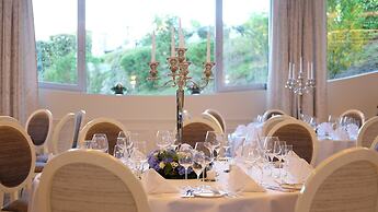 Schloss Mönchstein Hotel