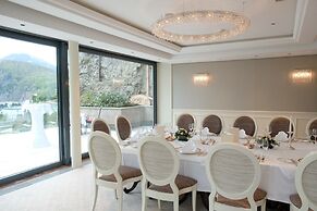 Schloss Mönchstein Hotel