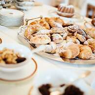 Schloss Mönchstein Hotel