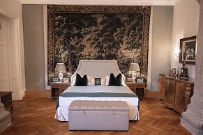Schloss Mönchstein Hotel