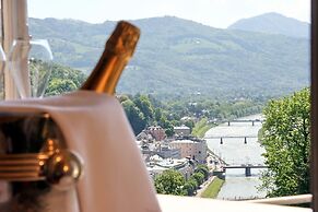 Schloss Mönchstein Hotel