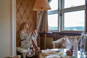 Schloss Mönchstein Hotel