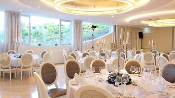 Schloss Mönchstein Hotel