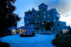 Schloss Mönchstein Hotel