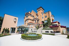 Schloss Mönchstein Hotel