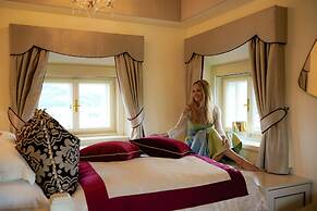 Schloss Mönchstein Hotel