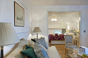 Schloss Mönchstein Hotel