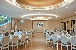 Schloss Mönchstein Hotel