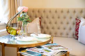 Schloss Mönchstein Hotel