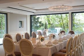 Schloss Mönchstein Hotel