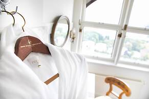 Schloss Mönchstein Hotel