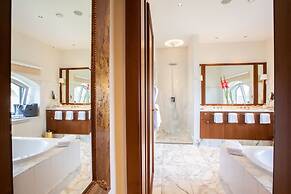 Schloss Mönchstein Hotel