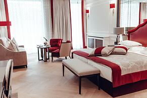 Schloss Mönchstein Hotel