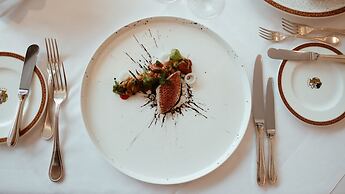 Schloss Mönchstein Hotel