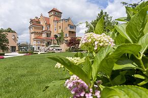 Schloss Mönchstein Hotel