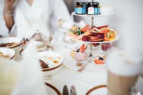 Schloss Mönchstein Hotel