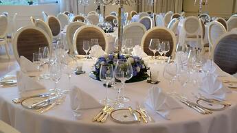 Schloss Mönchstein Hotel