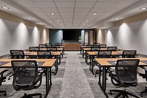 Courtyard By Marriott Detroit Downtown