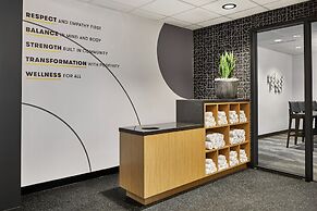 Courtyard By Marriott Detroit Downtown