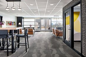 Courtyard By Marriott Detroit Downtown