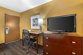 Best Western Plus Stovall's Inn