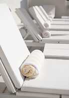 Leslie Hotel Ocean Drive