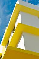 Leslie Hotel Ocean Drive