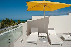 Leslie Hotel Ocean Drive