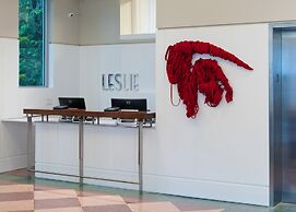 Leslie Hotel Ocean Drive