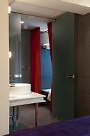 Leslie Hotel Ocean Drive